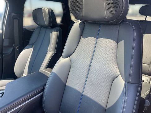 Certified 2024 Cadillac Lyriq Luxury AWD/4WD image 18
