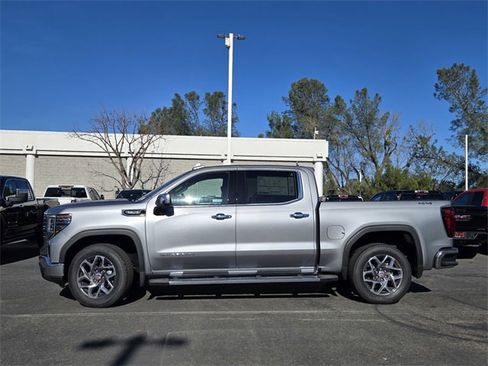 New 2026 GMC Sierra 1500 SLT w/ SLT Premium Package image 7