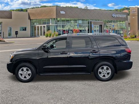 Used 2019 Toyota Sequoia SR5 image 6