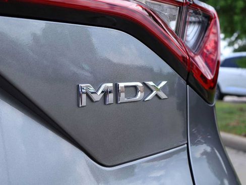 Certified 2025 Acura MDX FWD w/ Technology Package image 7