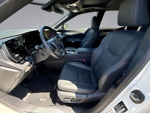 Used 2025 Lexus RX 350 Premium w/ Accessory Package (Z1) FWD image 30