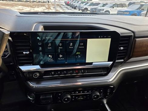 Used 2024 Chevrolet Silverado 3500 High Country w/ High Country Premium Package image 22