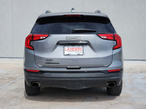 Used 2020 GMC Terrain SLT w/ Preferred Package FWD image 7
