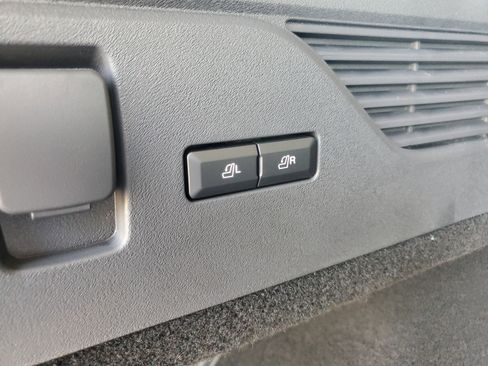 New 2026 Lincoln Nautilus Reserve w/ Jet Appearance Package image 33