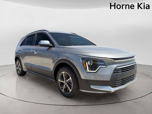 New 2026 Kia Niro LX FWD image 2