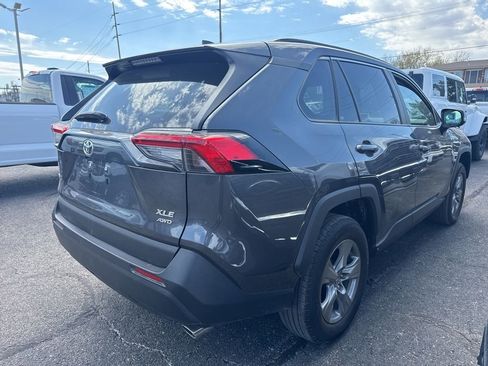 Used 2025 Toyota RAV4 XLE image 2