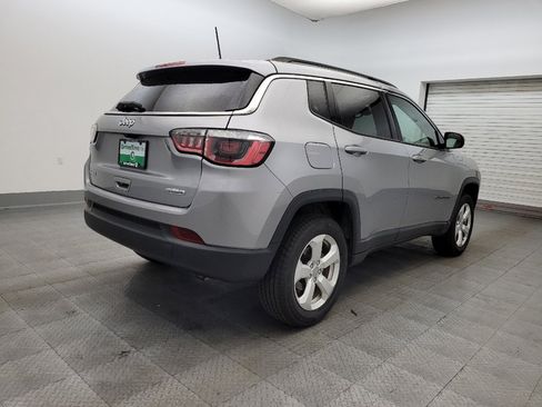 Used 2018 Jeep Compass Latitude image 9