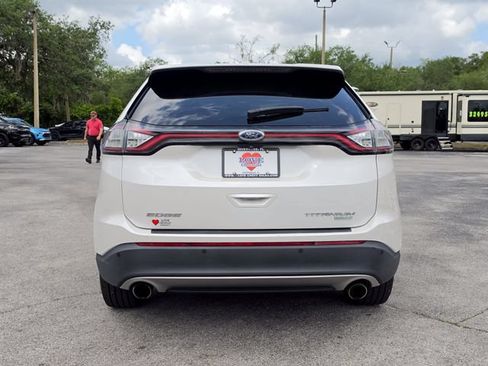Used 2016 Ford Edge Titanium w/ Equipment Group 302A FWD image 4