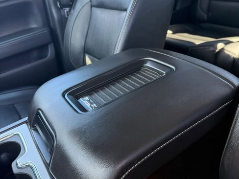 Used 2018 GMC Sierra 1500 SLT w/ SLT Premium Package AWD/4WD image 27