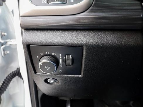 Used 2020 Jeep Grand Cherokee Altitude image 57