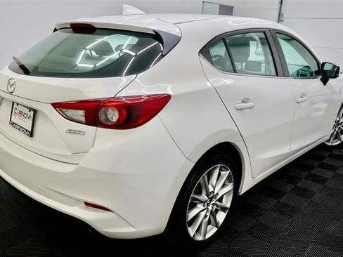 Used 2017 MAZDA MAZDA3 Grand Touring w/ Premium Equipment Package FWD image 7