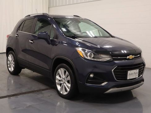 Used 2019 Chevrolet Trax Premier image 2