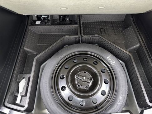 Used 2024 Ford Edge SEL w/ Convenience Package image 38