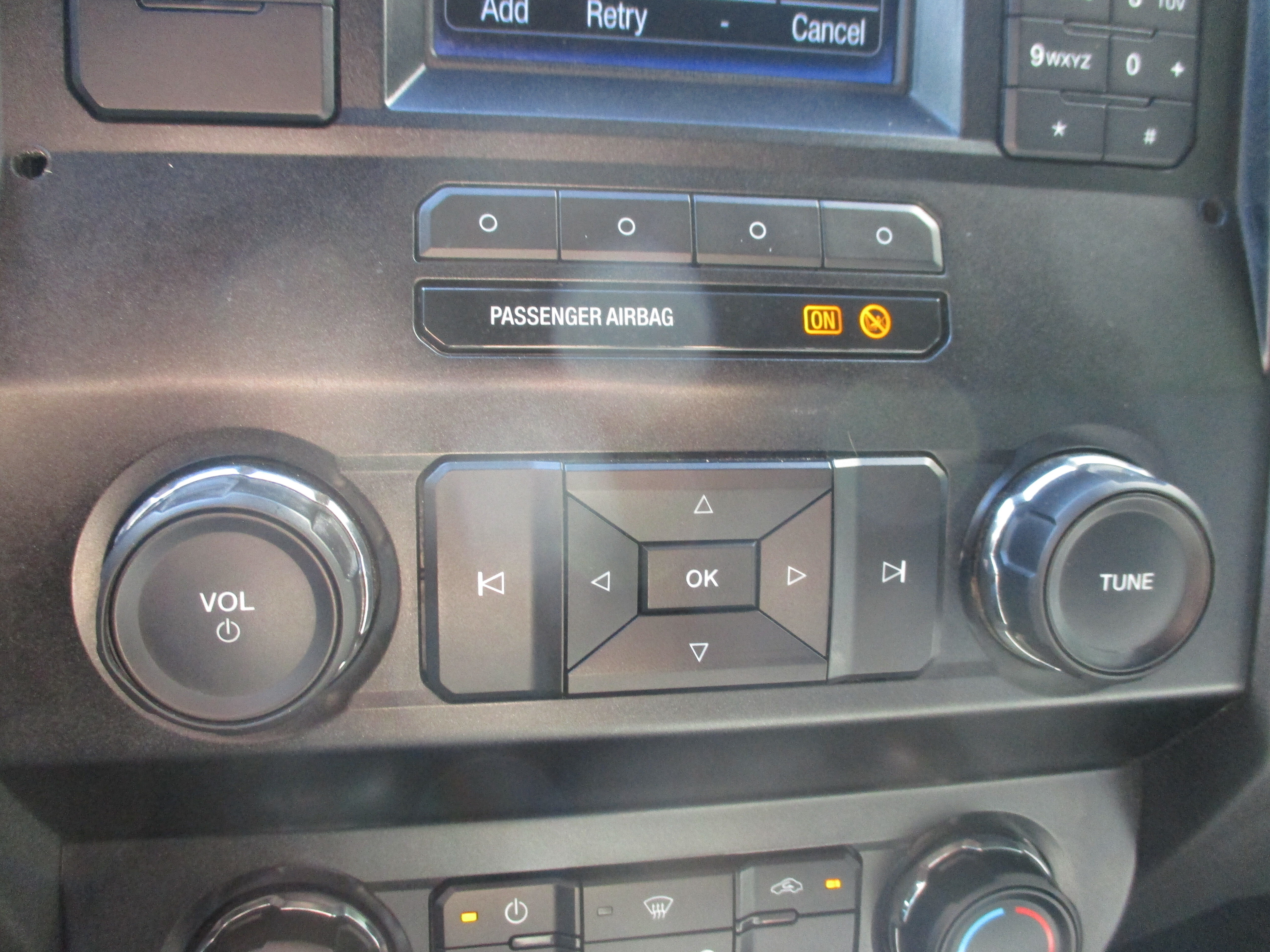 Used 2019 Ford F250 XL w/ XL Value Package AWD/4WD image 17