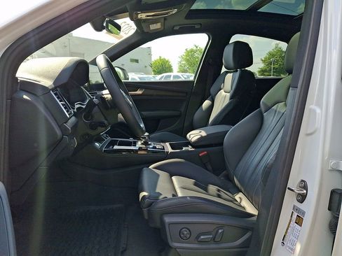 Used 2023 Audi Q5 2.0T Premium Plus w/ Premium Plus Package AWD/4WD image 19