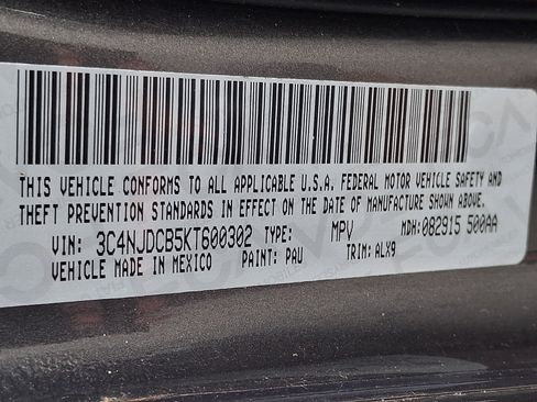 Used 2019 Jeep Compass Limited AWD/4WD image 28