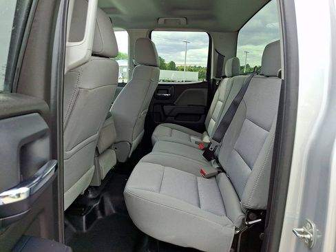 Used 2018 Chevrolet Silverado 1500 W/T w/ WT Convenience Package AWD/4WD image 11