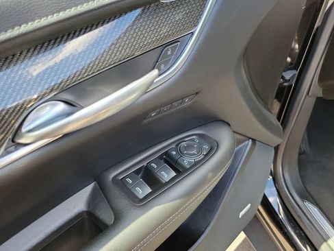Used 2022 Cadillac XT5 Sportv w/ Technology Package AWD/4WD image 7