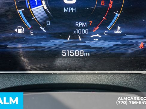 Used 2025 Chevrolet Traverse LT FWD image 64