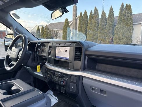 Certified 2023 Ford F350 XL w/ Snow Plow Prep Package image 40