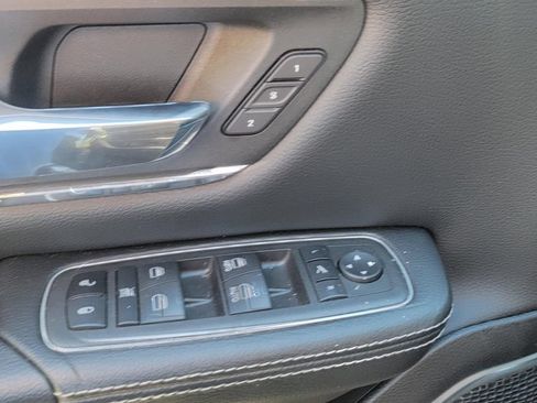 Used 2023 RAM 1500 Laramie AWD/4WD image 35