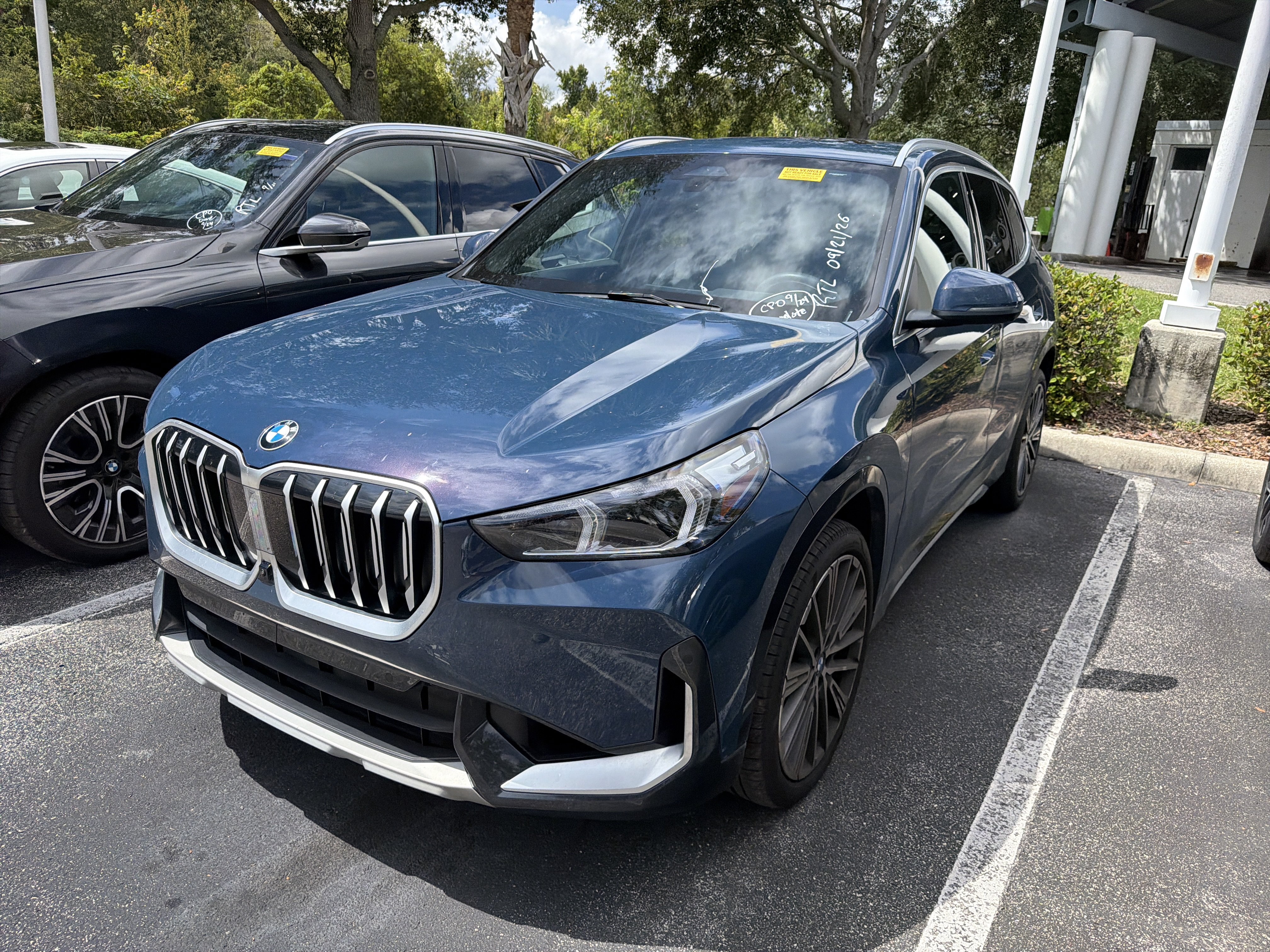 Certified 2026 BMW X1 xDrive28i w/ Technology Package AWD/4WD image 3