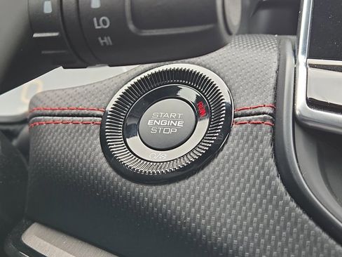 Used 2025 Jeep Compass Trailhawk w/ Trailer Tow Group image 26