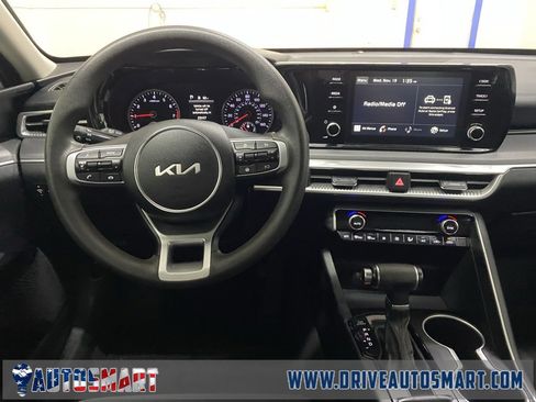Used 2023 Kia K5 LXS image 14