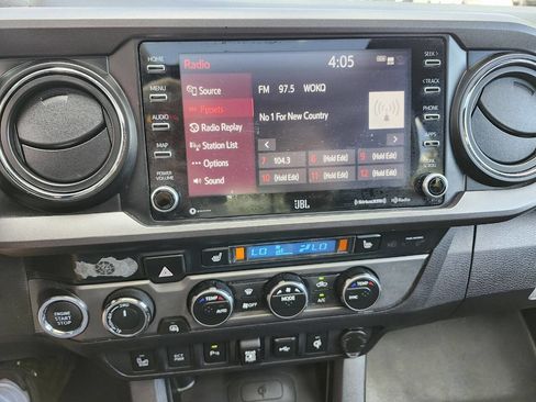 Used 2020 Toyota Tacoma TRD Off-Road w/ TRD Premium Off Road Package image 13