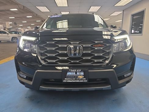 Used 2023 Honda Passport TrailSport image 19