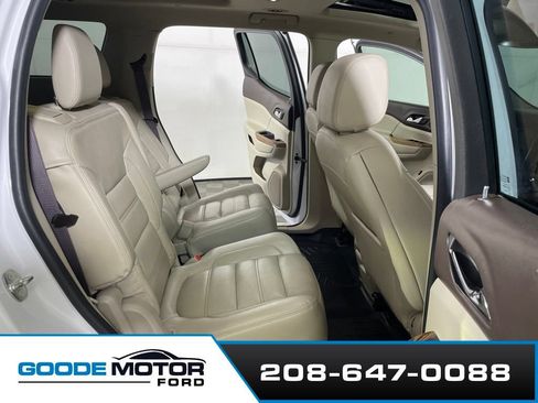 Used 2017 GMC Acadia Denali w/ Technology Package AWD/4WD image 23