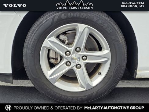 Used 2022 Chevrolet Malibu LS w/ Driver Confidence Package II FWD image 28