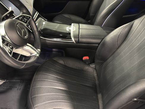 Used 2023 Mercedes-Benz EQE 500 4MATIC SUV image 18
