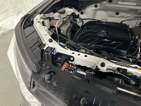 Used 2024 Chevrolet TrailBlazer LT w/ Convenience Package AWD/4WD image 65