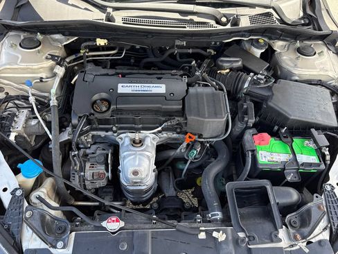 Used 2014 Honda Accord LX image 27