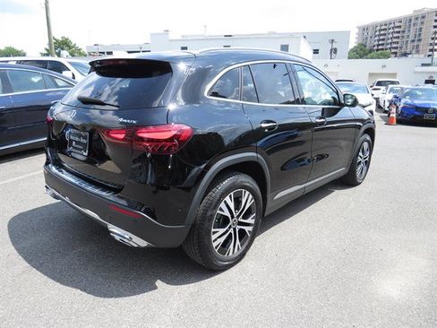 Used 2026 Mercedes-Benz GLA 250 4MATIC image 4