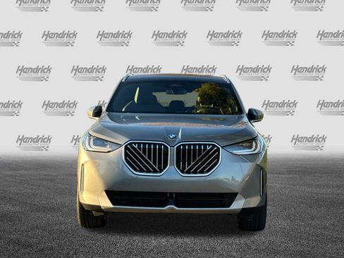 Used 2025 BMW X3 xDrive30i w/ Premium Package image 10