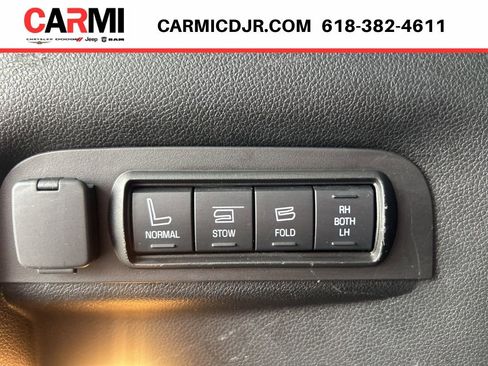 Used 2018 Ford Explorer Platinum AWD/4WD image 39