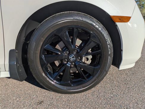 Used 2023 Honda Odyssey Sport image 10