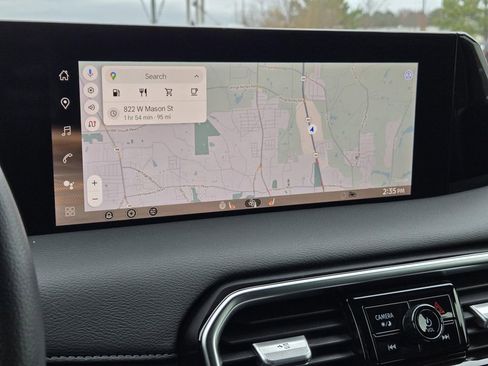 Used 2025 Nissan Armada SL w/ Captain's Chari Seat Package image 12