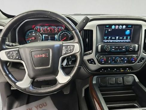 Used 2018 GMC Sierra 1500 SLT AWD/4WD image 13
