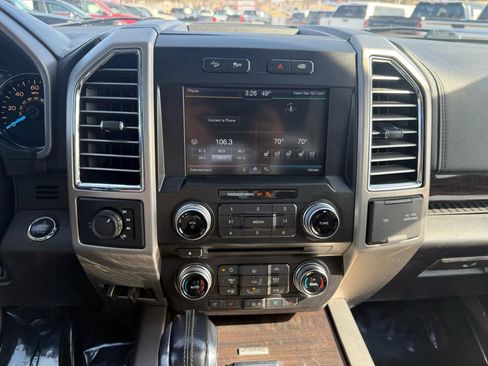 Used 2015 Ford F150 Platinum w/ Equipment Group 701A Luxury image 15