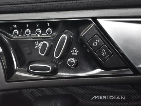 Used 2014 Jaguar F-TYPE image 35