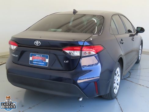 Used 2024 Toyota Corolla LE FWD image 3