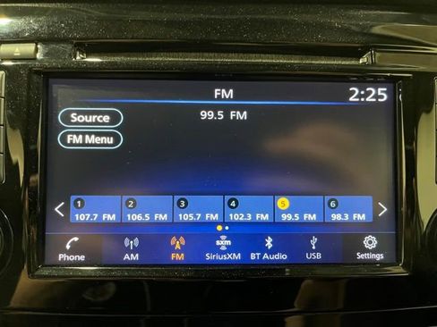 Used 2019 Nissan Rogue SV AWD/4WD image 34