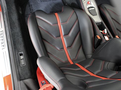 Used 2015 Ferrari 458 Italia Coupe RWD image 26