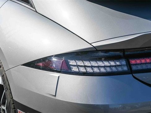 Certified 2024 Hyundai Ioniq 6 SEL image 7