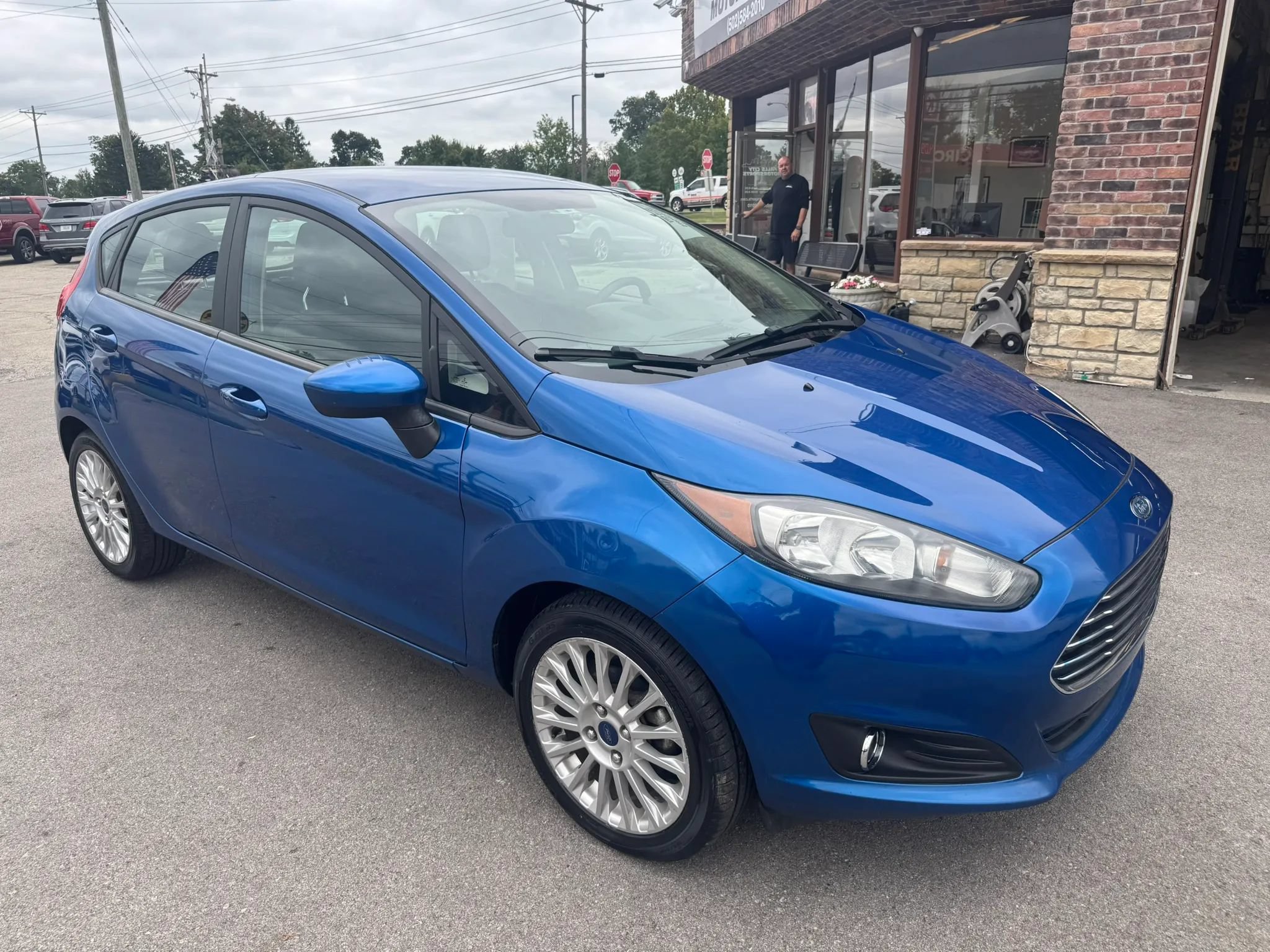 Used 2019 Ford Fiesta SE w/ Equipment Group 201A FWD image 17