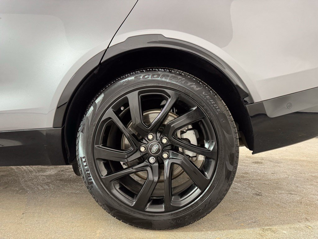 Used 2021 Land Rover Discovery S R-Dynamic AWD/4WD image 35