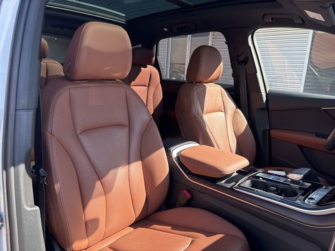 Used 2023 Audi Q7 3.0T Prestige w/ Prestige Package image 16